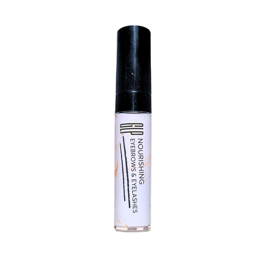 organic and natural nourishing eyebrows and eyelashes oil with coconut oil and avocado oil